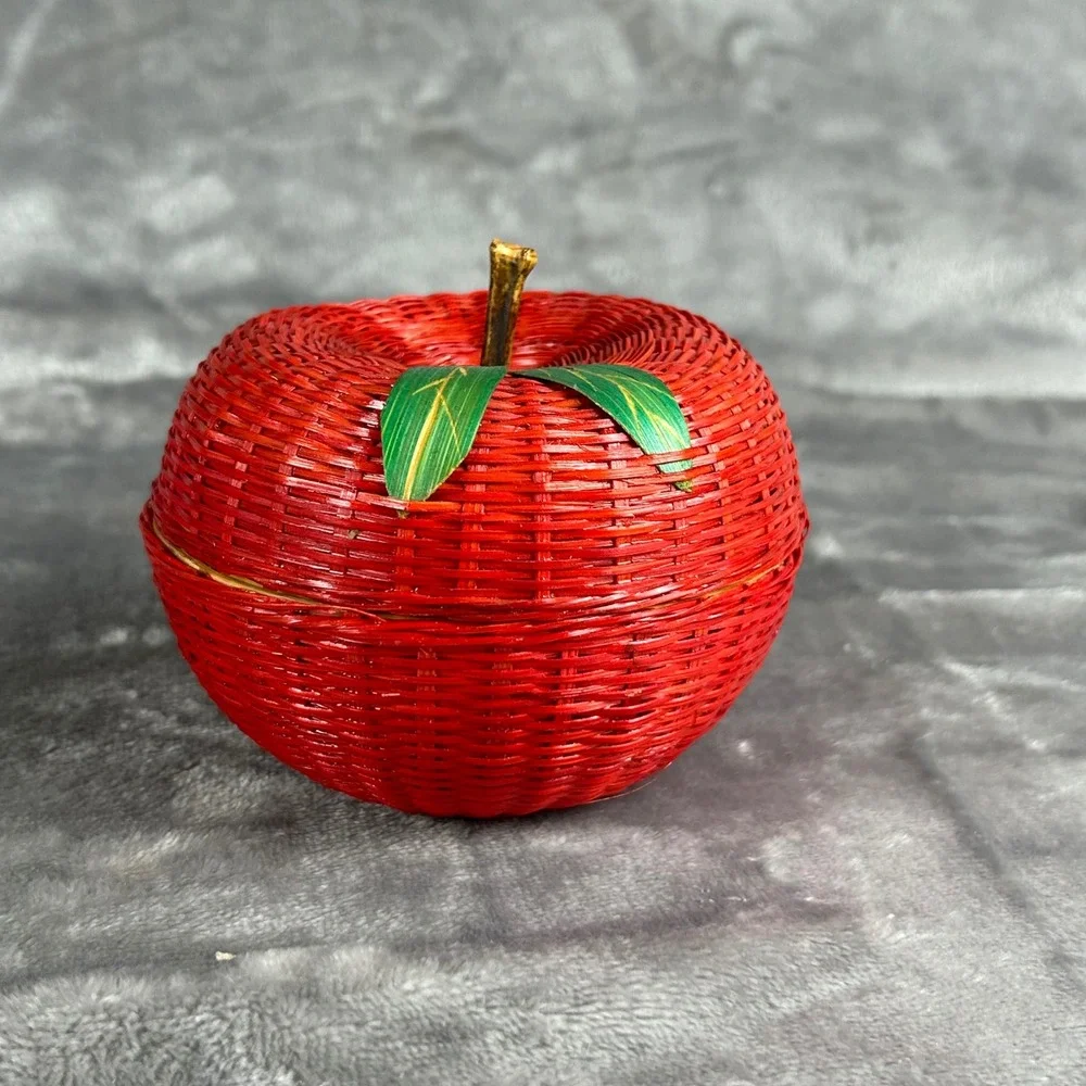 Vintage Jiangxi Handicrafts Red Woven Wicker Apple Basket Lidded Trinket Box